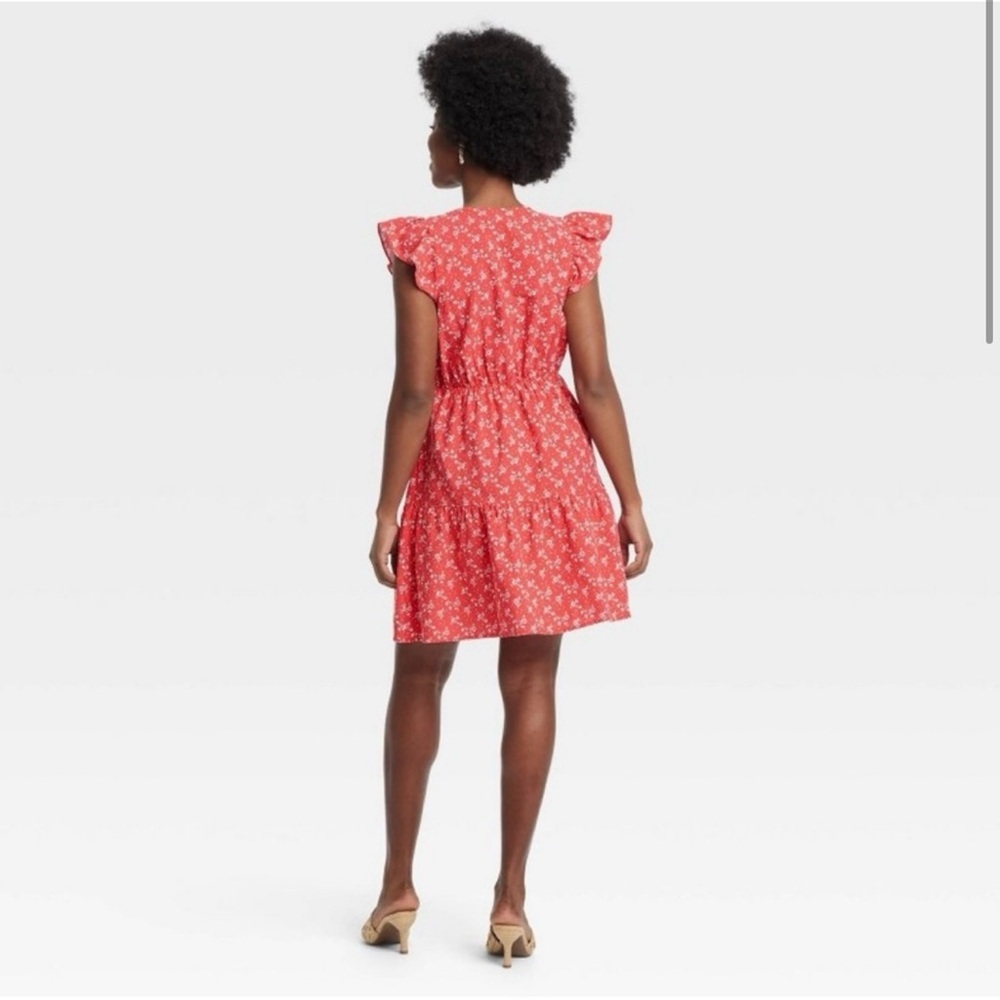Universal Thread Red Floral
Women's Dress Size XL - Picture 6 of 6
